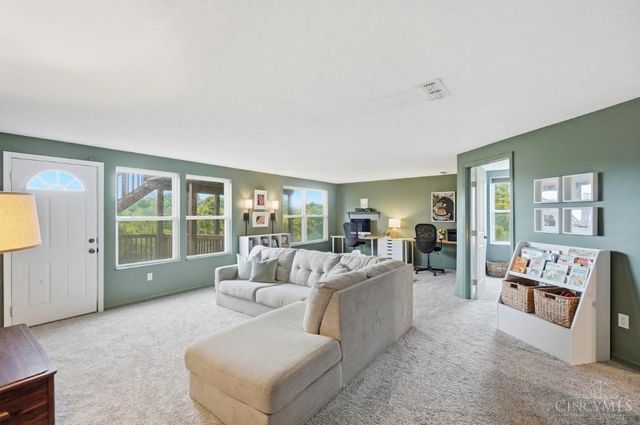 9698 Fallsridge Court, Springfield Twp., OH 45231