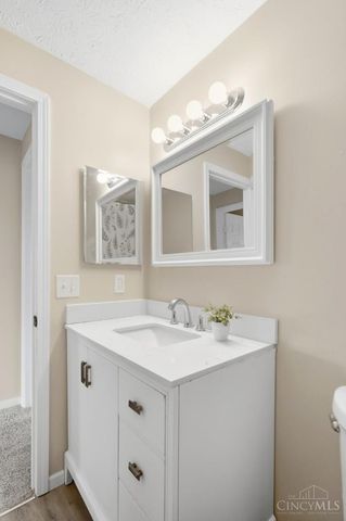 9698 Fallsridge Court, Springfield Twp., OH 45231