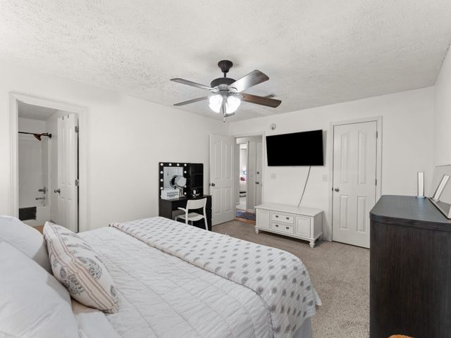 1428 Eastwoods Dr, Murfreesboro, TN 37130