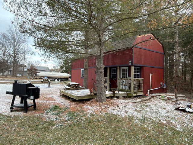 2878 Lazy Acre Road, Odin, IL 62870