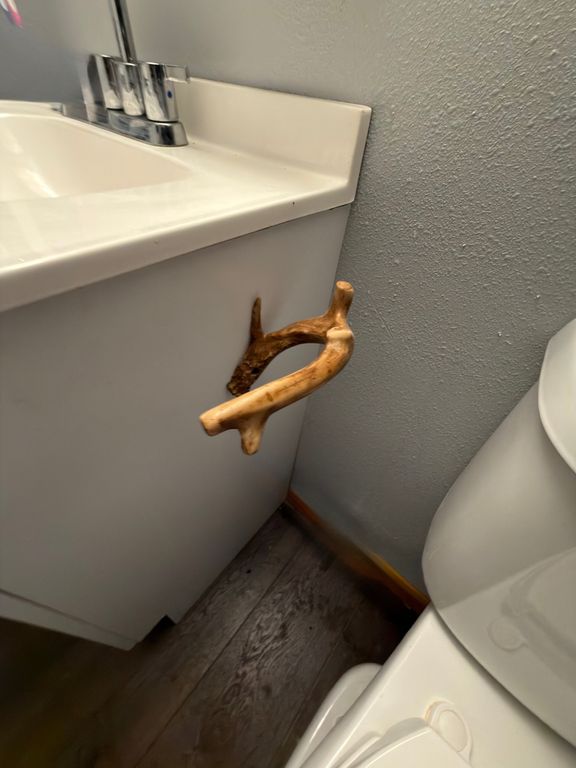 Image 18 of property listing at 2878 Lazy Acre Road, Odin, IL 62870