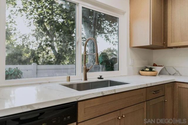 17340 Caminito Canasto, San Diego, CA 92127