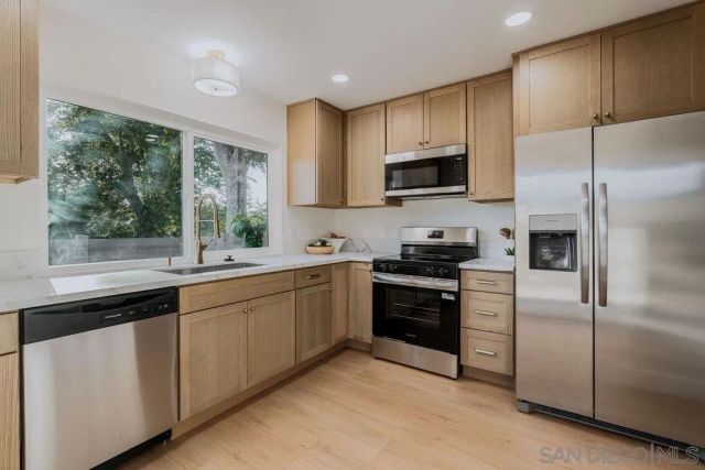17340 Caminito Canasto, San Diego, CA 92127