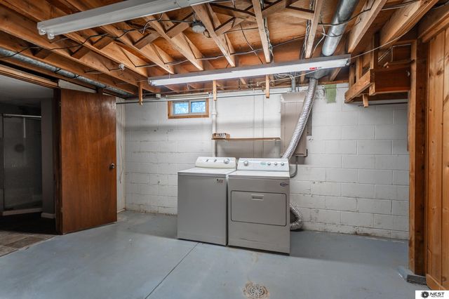 7601 Holdrege Street, Lincoln, NE 68505