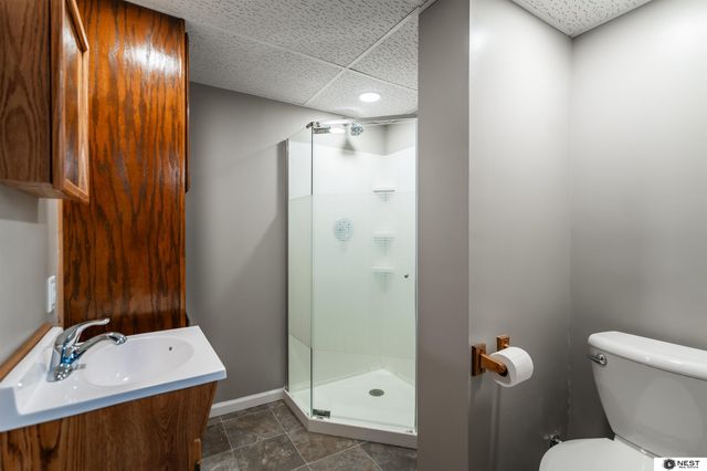 7601 Holdrege Street, Lincoln, NE 68505