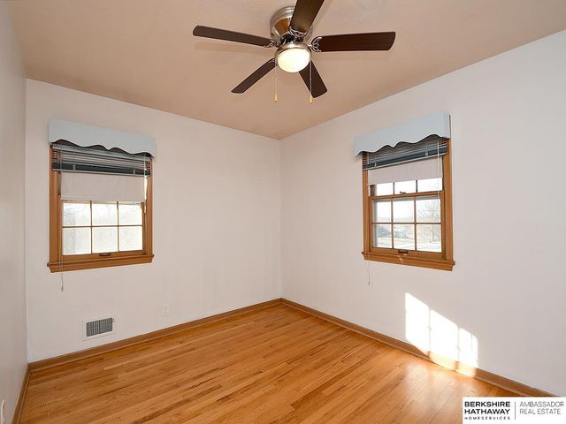 4638 Manchester Drive, Omaha, NE 68152