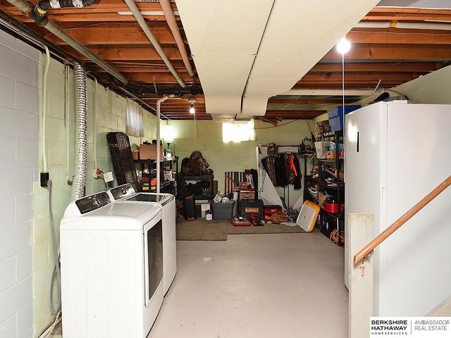 4638 Manchester Drive, Omaha, NE 68152