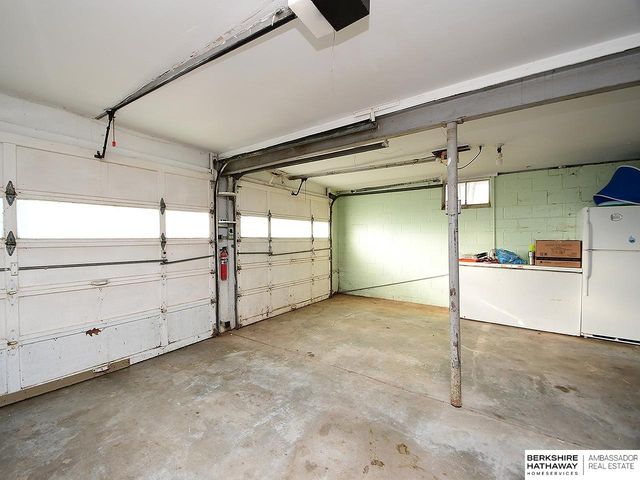 4638 Manchester Drive, Omaha, NE 68152