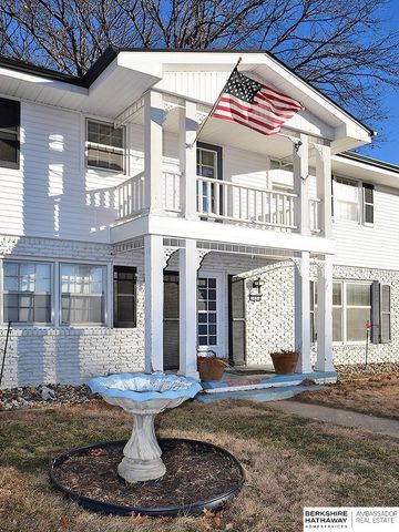 4638 Manchester Drive, Omaha, NE 68152