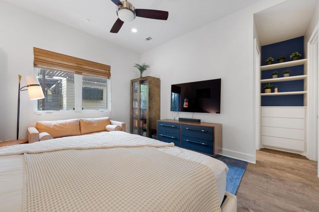 4904 Duval ST A, Austin, TX 78751