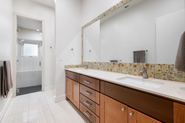 4904 Duval ST A, Austin, TX 78751