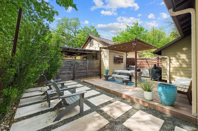 4904 Duval ST A, Austin, TX 78751