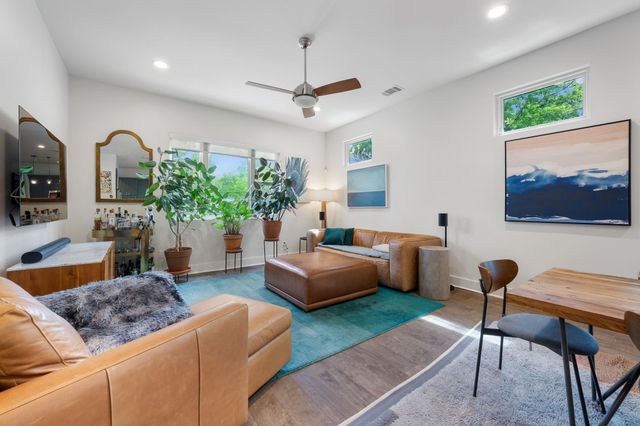 4904 Duval ST A, Austin, TX 78751