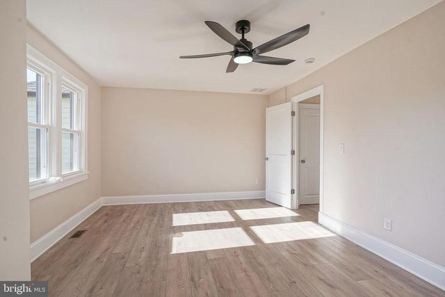 114 MT VERNON AVE, Vineland, NJ 08360