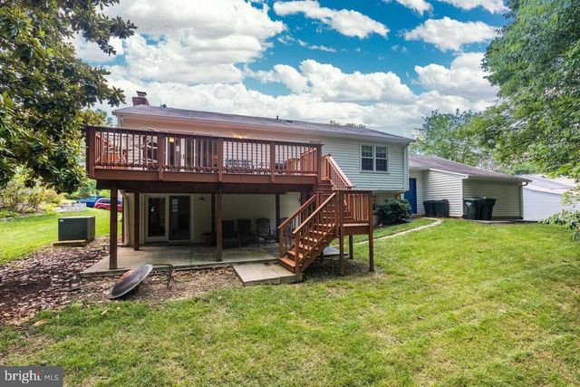 7893 GODOLPHIN DR, Springfield, VA 22153