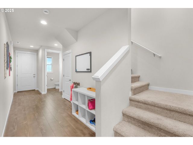 4231 Ne 184th St, Vancouver, WA 98686