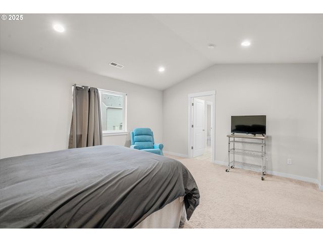 4231 Ne 184th St, Vancouver, WA 98686