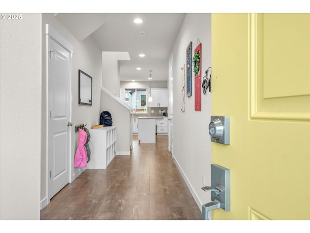 4231 Ne 184th St, Vancouver, WA 98686