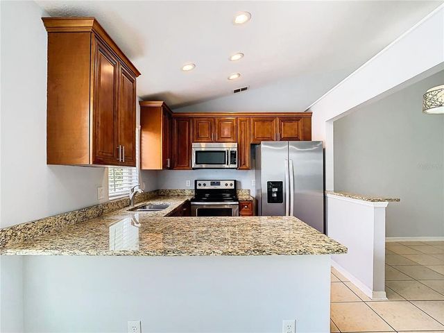 428 SHORT PINE CIRCLE, Orlando, FL 32807