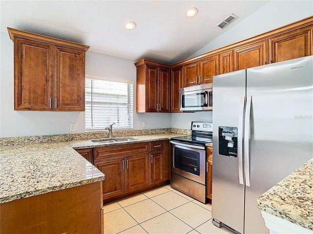 428 SHORT PINE CIRCLE, Orlando, FL 32807