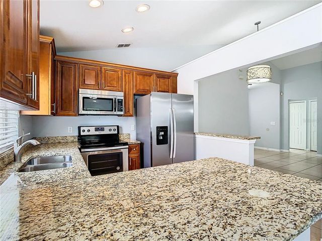 428 SHORT PINE CIRCLE, Orlando, FL 32807