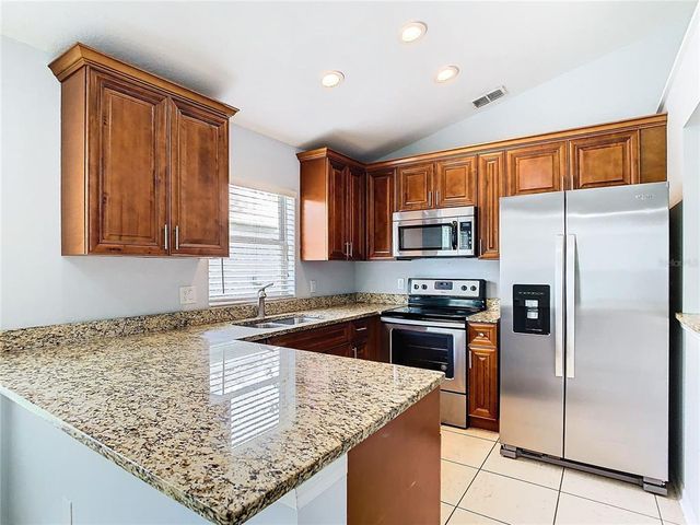 428 SHORT PINE CIRCLE, Orlando, FL 32807
