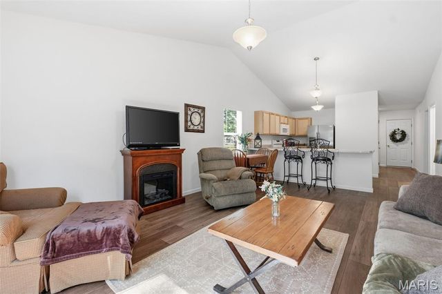 851 Woodbridge Way, Truesdale, MO 63380