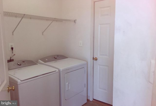 7209 BLADEN PL, Gainesville, VA 20155