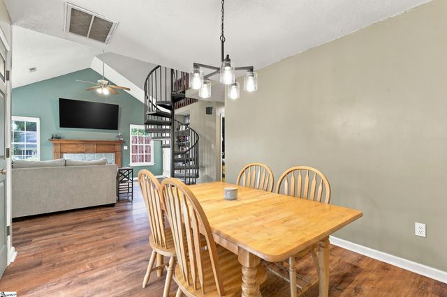 2 Pecan Grove Court, Travelers Rest, SC 29690