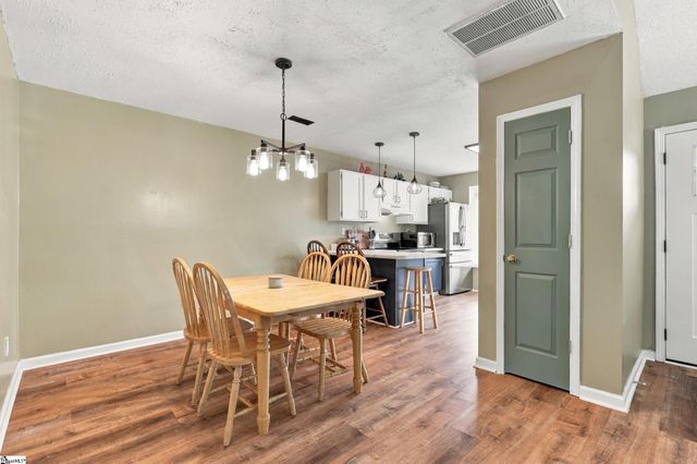 2 Pecan Grove Court, Travelers Rest, SC 29690