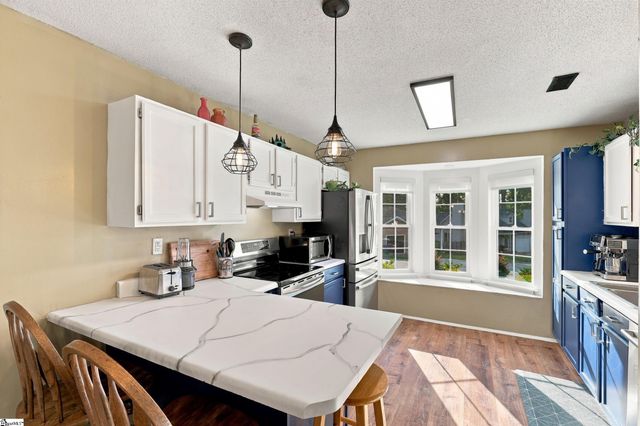 2 Pecan Grove Court, Travelers Rest, SC 29690