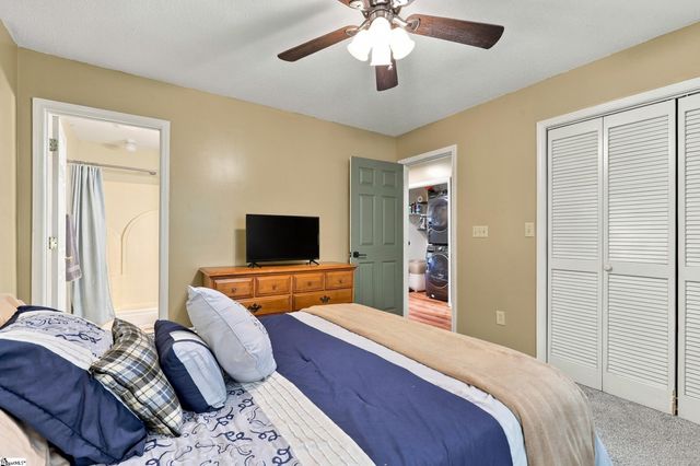 2 Pecan Grove Court, Travelers Rest, SC 29690