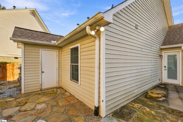 2 Pecan Grove Court, Travelers Rest, SC 29690