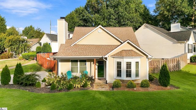 2 Pecan Grove Court, Travelers Rest, SC 29690