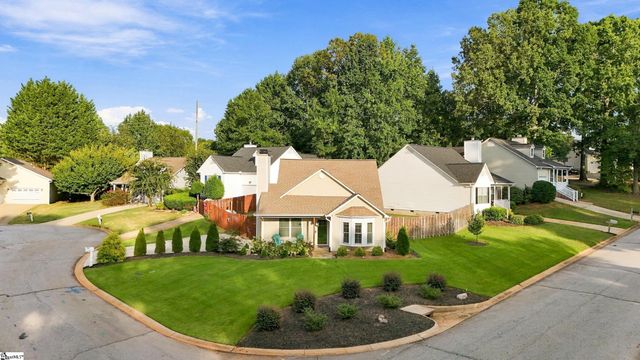 2 Pecan Grove Court, Travelers Rest, SC 29690