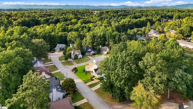 2 Pecan Grove Court, Travelers Rest, SC 29690
