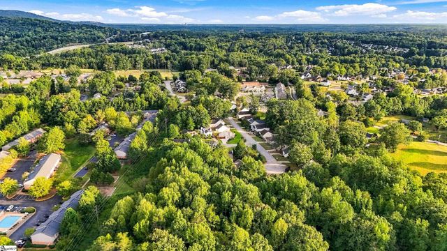 2 Pecan Grove Court, Travelers Rest, SC 29690