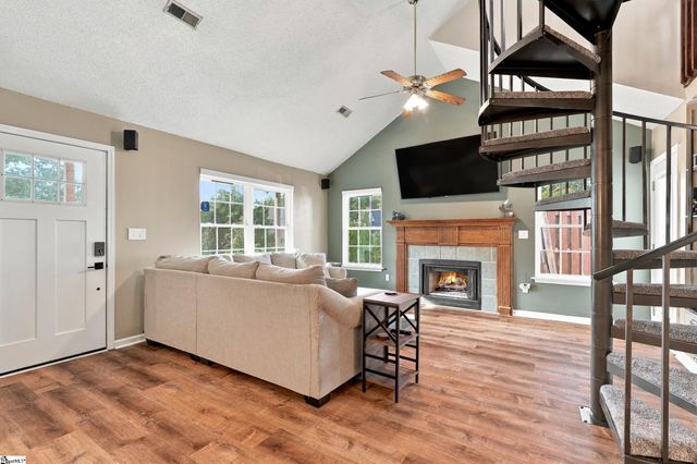 2 Pecan Grove Court, Travelers Rest, SC 29690
