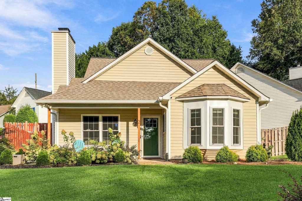 2 Pecan Grove Court, Travelers Rest, SC 29690