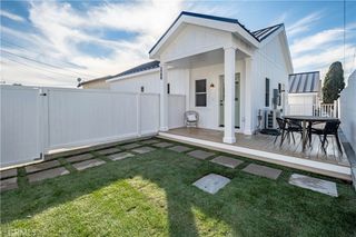 228 B Arena Street B, El Segundo, CA 90245