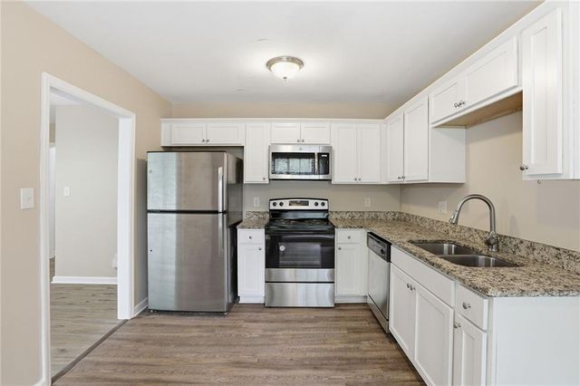 2225 Emerald Castle Drive, Decatur, GA 30035