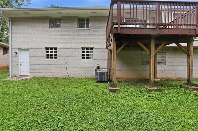 2225 Emerald Castle Drive, Decatur, GA 30035