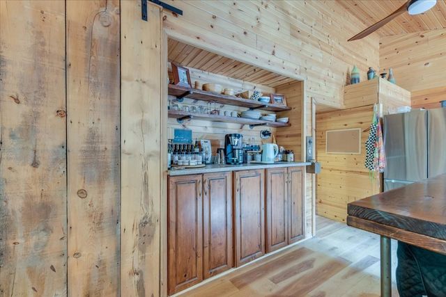 564C County Road 2400 Road N, Dewey, IL 61840