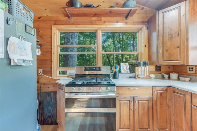 564C County Road 2400 Road N, Dewey, IL 61840