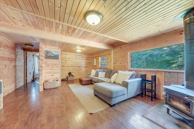 564C County Road 2400 Road N, Dewey, IL 61840