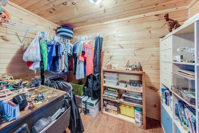 564C County Road 2400 Road N, Dewey, IL 61840