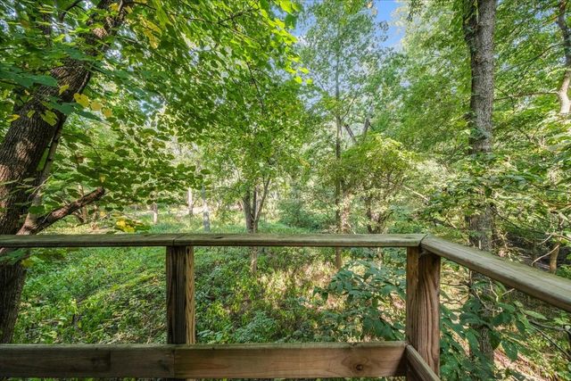 564C County Road 2400 Road N, Dewey, IL 61840