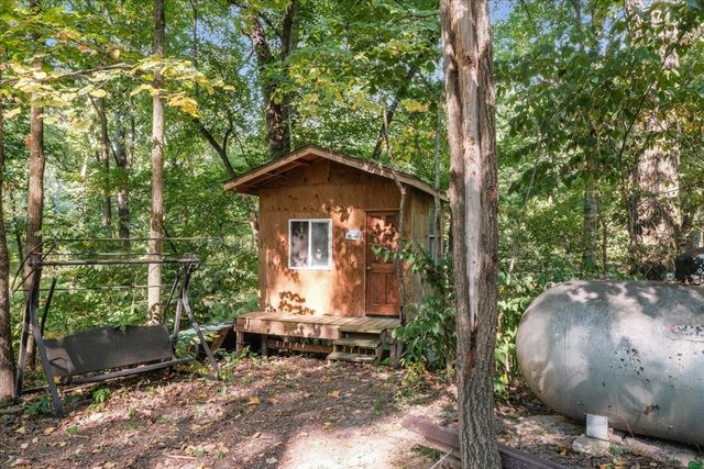 564C County Road 2400 Road N, Dewey, IL 61840