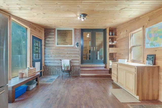 564C County Road 2400 Road N, Dewey, IL 61840