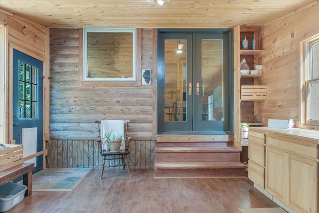 564C County Road 2400 Road N, Dewey, IL 61840